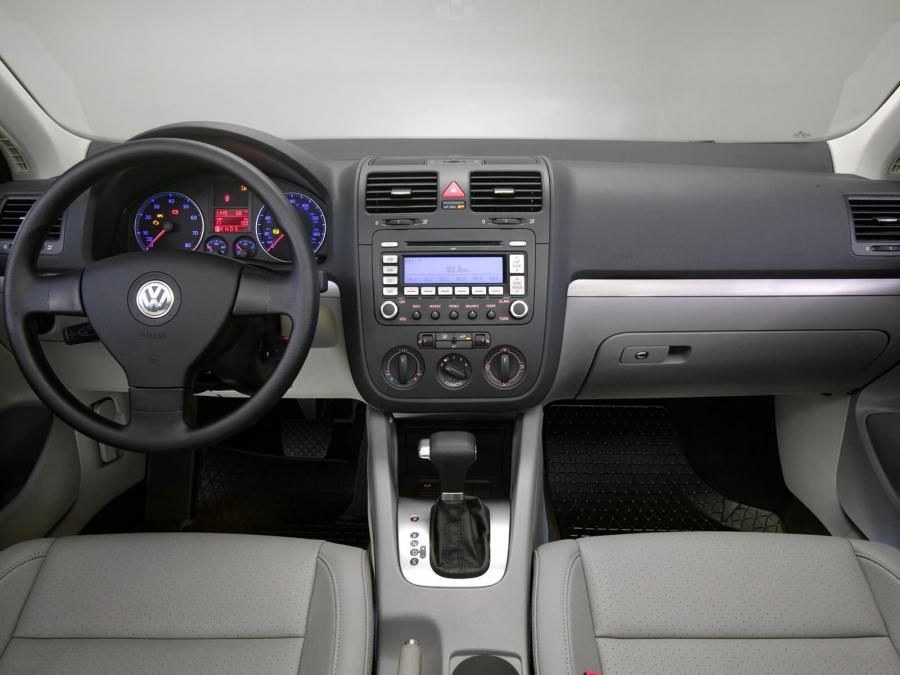  Volkswagen Jetta Wolfsburg Edition 2007 года  (фото 4 из 7)